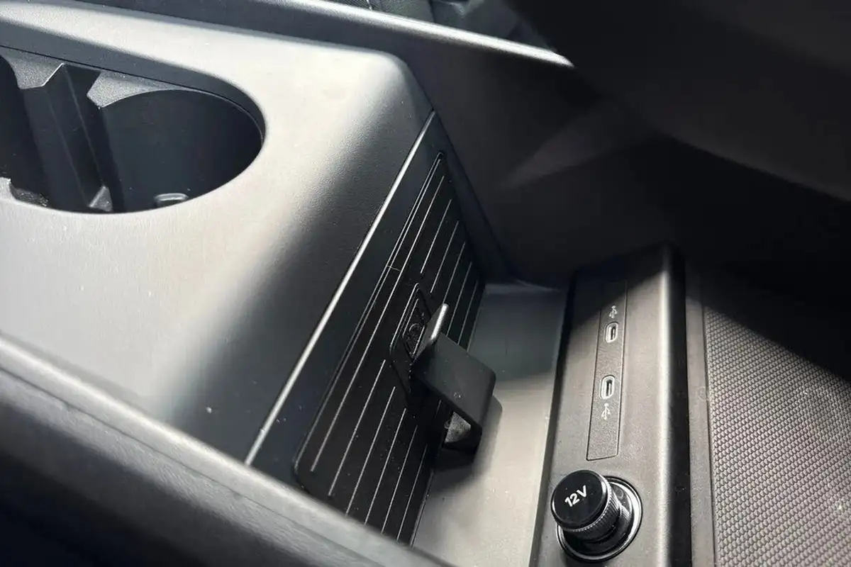 2024-audi-q4-e-tron-45e-black-edition-station-wagon-auto-big-48