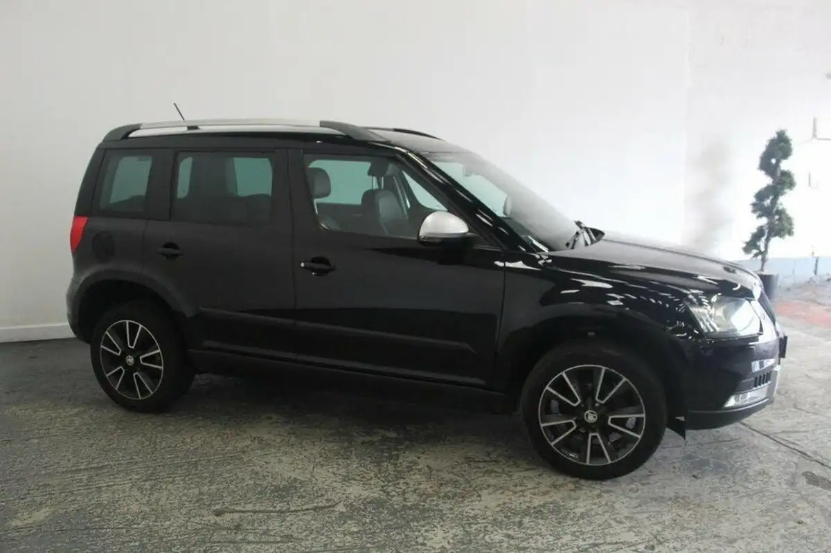 2017-skoda-yeti-outdoor-12-tsi-se-l-drive-dsg-big-2
