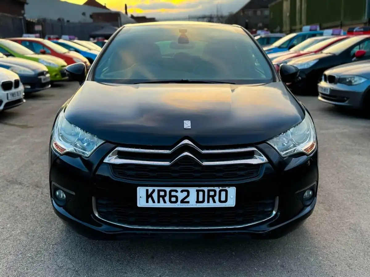 2012-citroen-ds4-16td-dstyle-16hdi-110ps-big-1