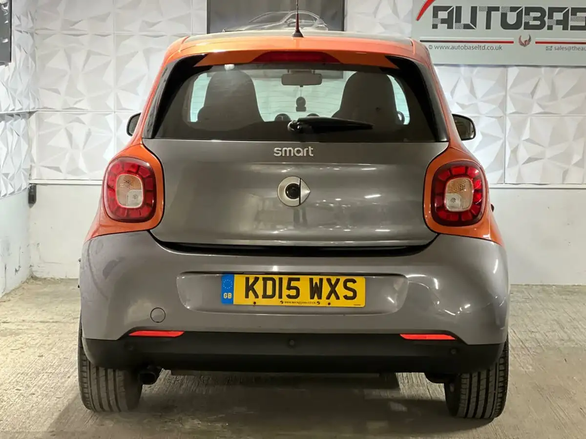 2015-smart-forfour-10-edition-1-big-2