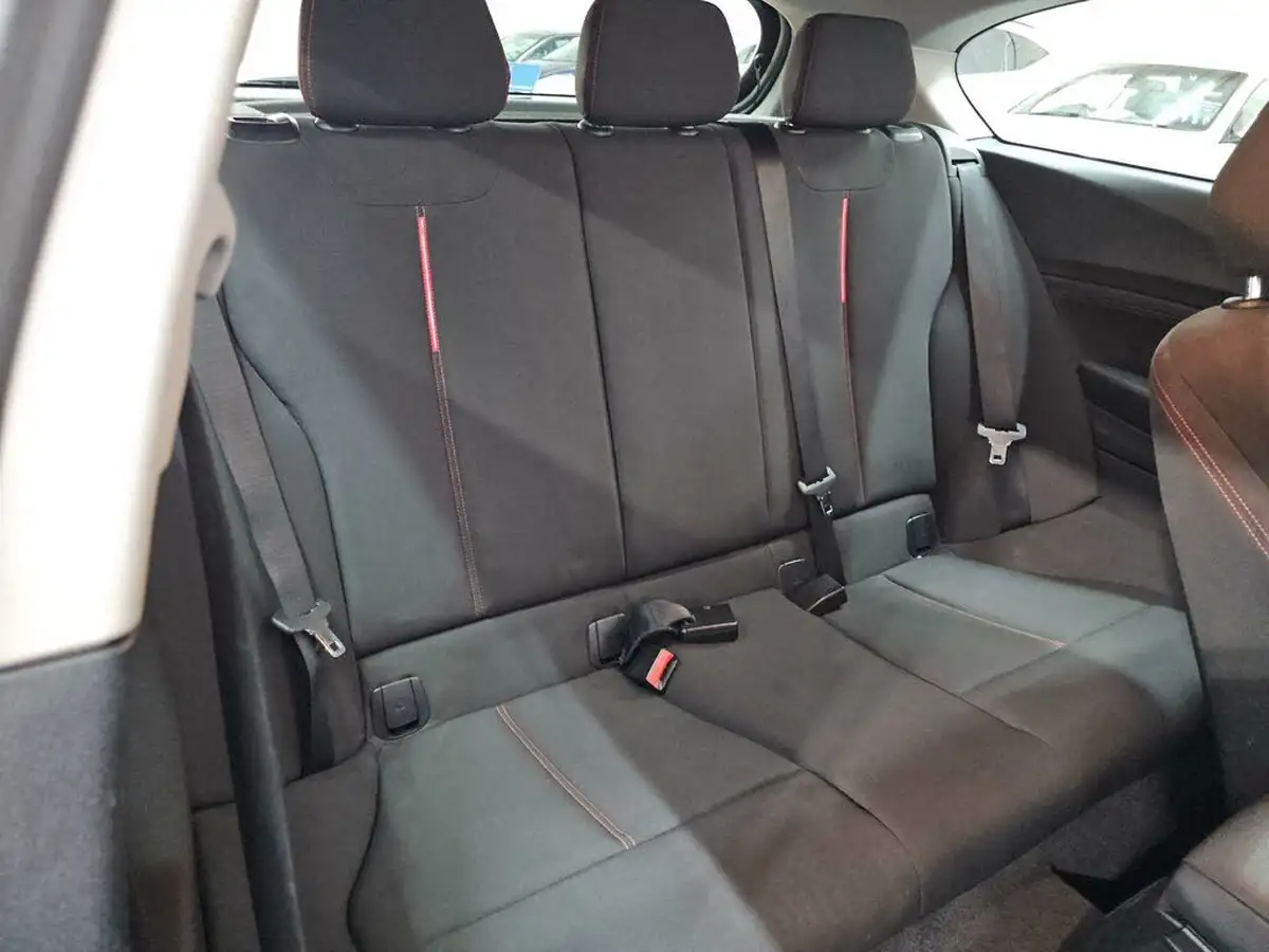 2014-bmw-1-series-16-116i-sport-ss-3d-big-12
