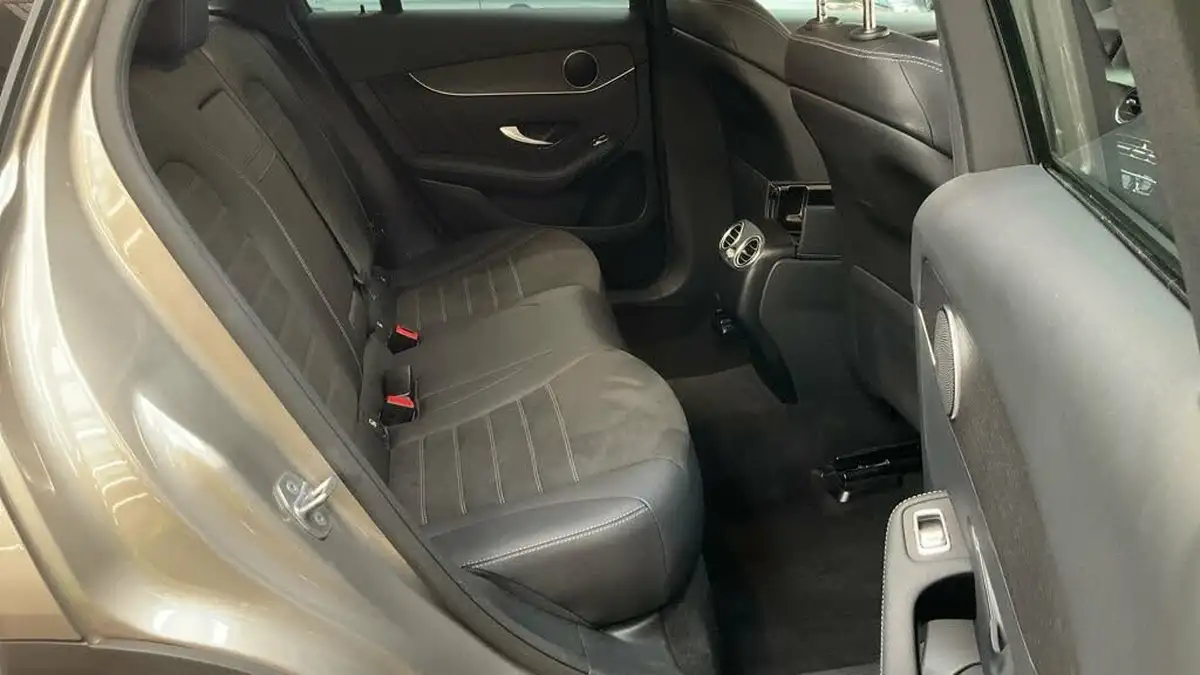 2020-mercedes-benz-glc-class-20d-glc220d-amg-line-station-wagon-5d-4matic-plus-big-7