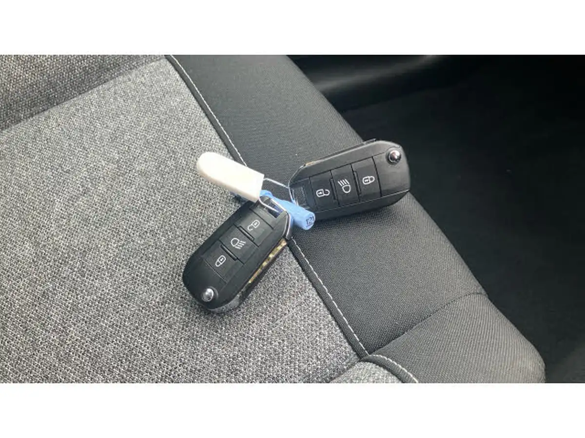 2022-citroen-c3-12-puretech-c-series-edition-83ps-ss-big-19