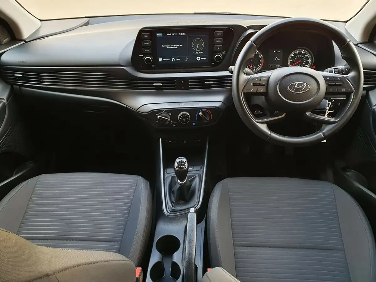 2022-hyundai-i20-10-t-gdi-element-big-12