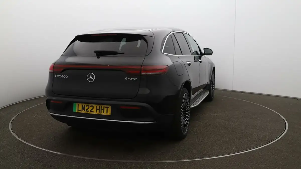 2022-mercedes-benz-eqc-e-eqc-400-amg-line-premium-big-50