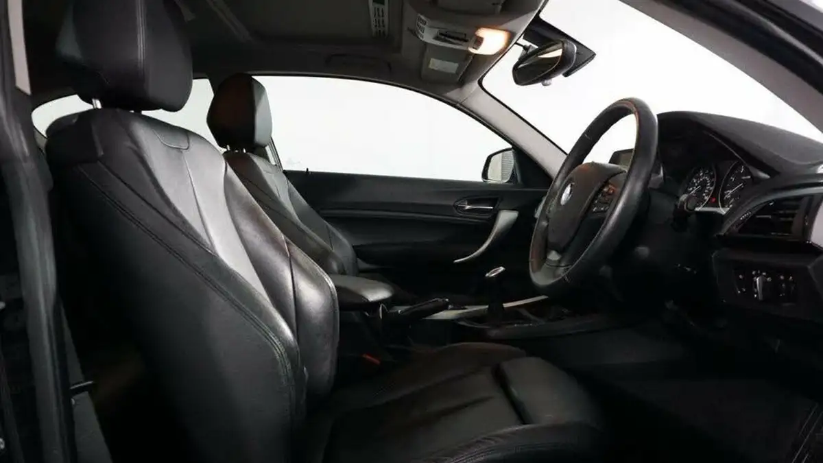 2016-bmw-1-series-15td-116d-se-3d-big-8