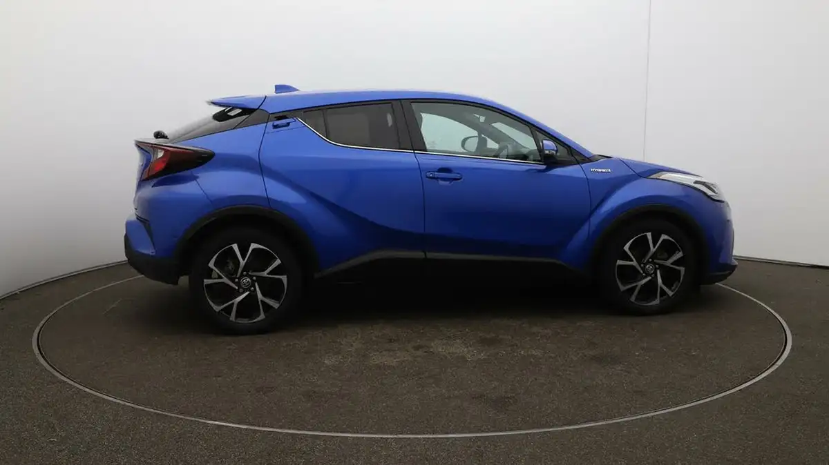 2021-toyota-c-hr-18-vvt-i-design-big-43