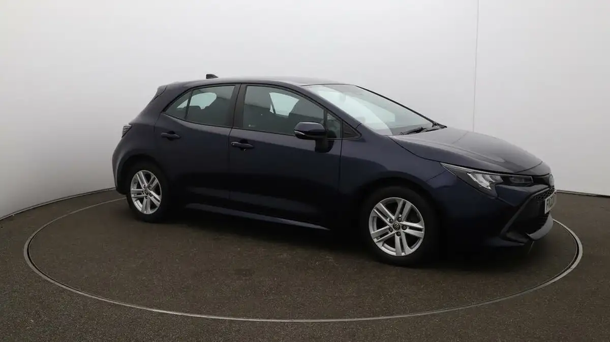 2022-toyota-corolla-18-vvt-i-icon-tech-trk-hatchback-5d-big-36