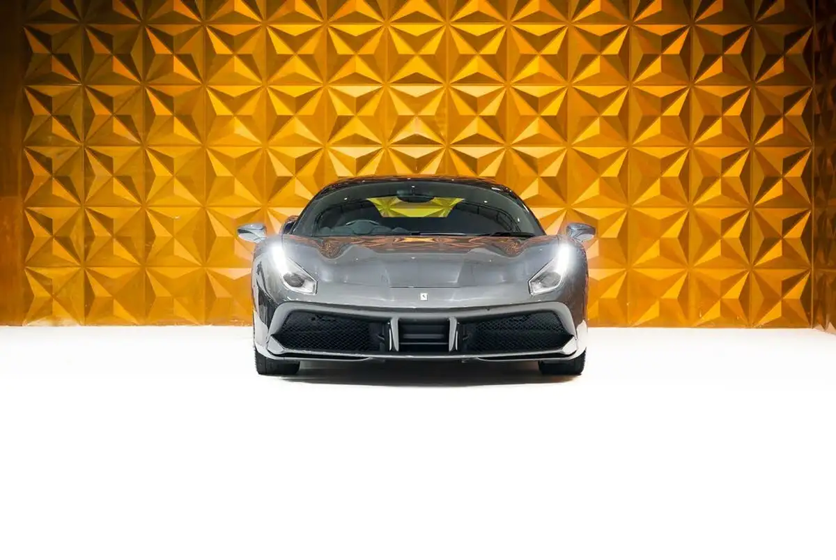 2017-ferrari-488-39-488-gtb-big-1