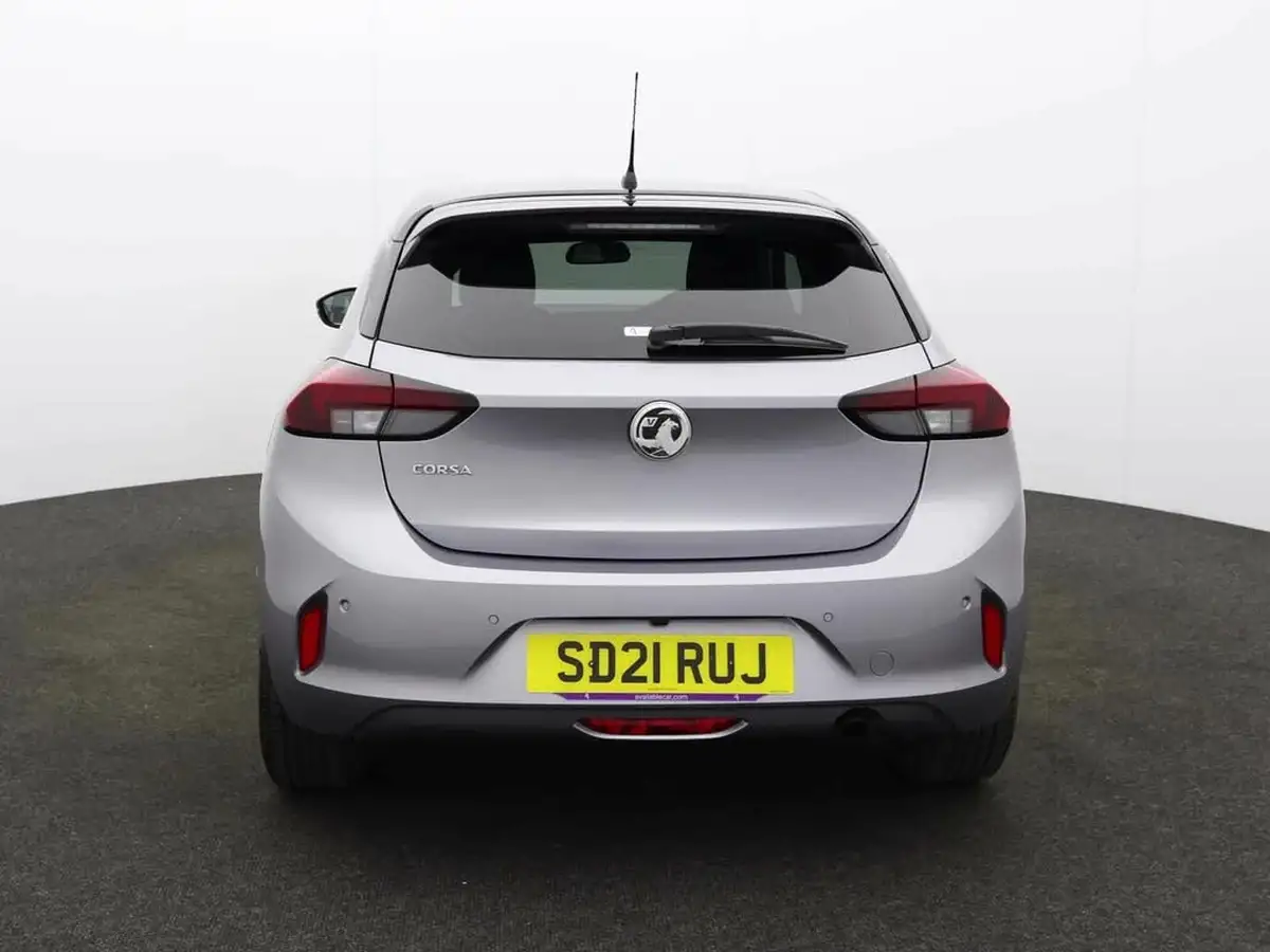 2021-vauxhall-corsa-12i-elite-big-2