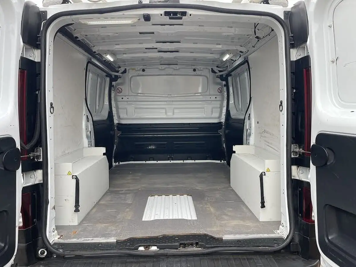 2016-vauxhall-vivaro-16cdti-2900-ecoflex-l1h1-90ps-panel-van-big-37