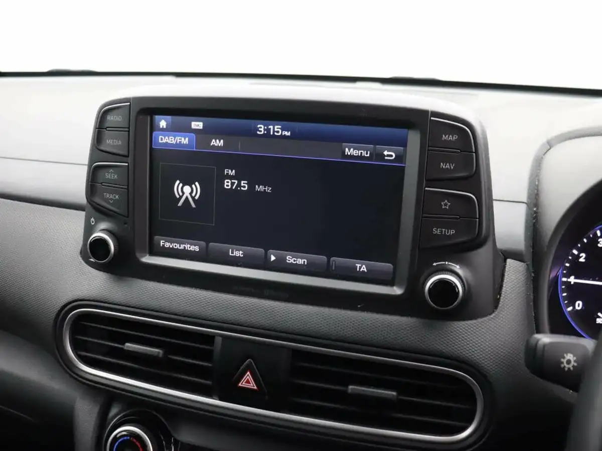 2017-hyundai-kona-10-t-gdi-premium-se-big-17