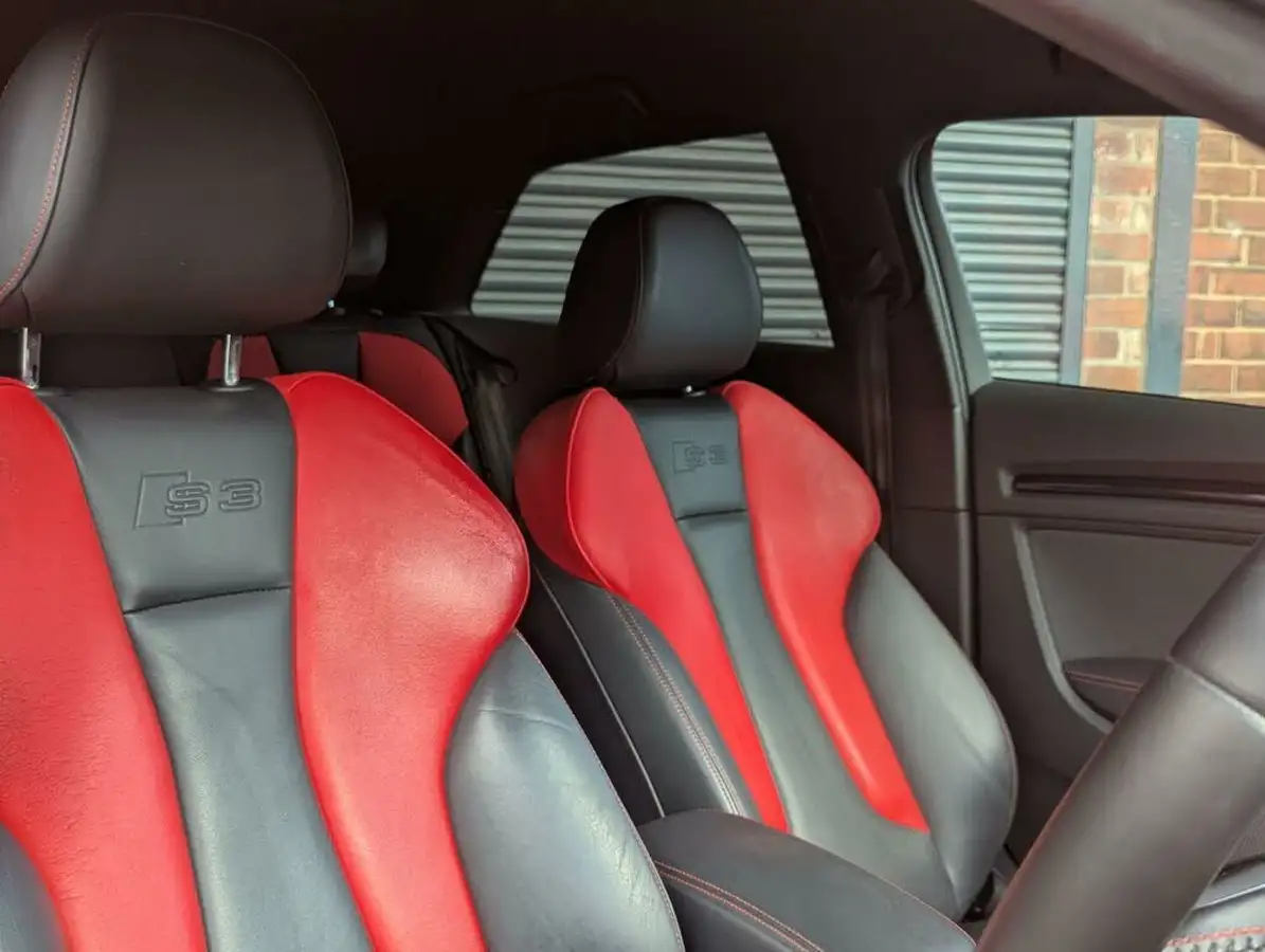 2015-audi-s3-20-hatchback-3d-big-6