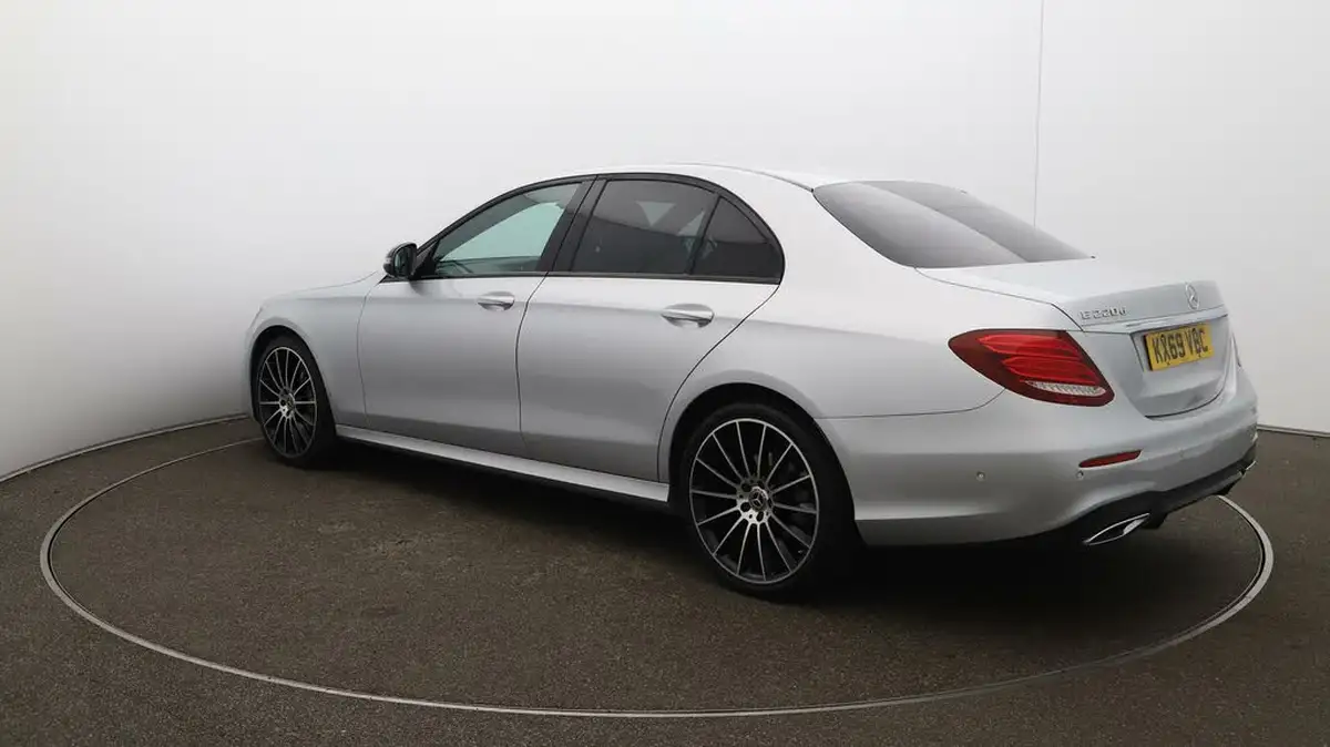 2019-mercedes-benz-e-class-20d-e220d-amg-line-night-edition-premium-saloon-4d-big-54