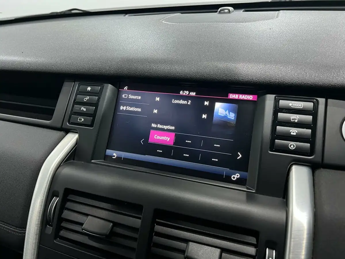 2017-land-rover-discovery-sport-20td4-se-tech-182ps-suv-auto-big-31