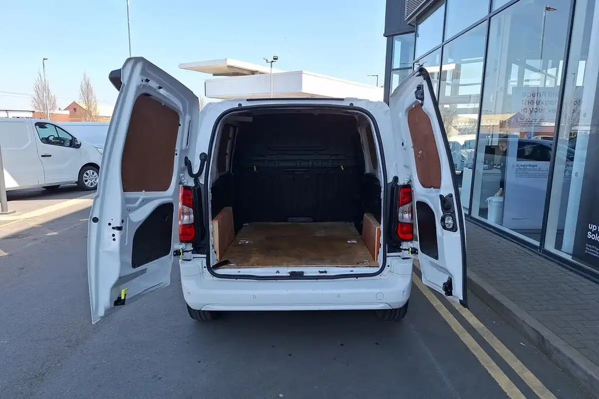 2021-peugeot-partner-15-bluehdi-1000-asphalt-100ps-eu6dt-big-18