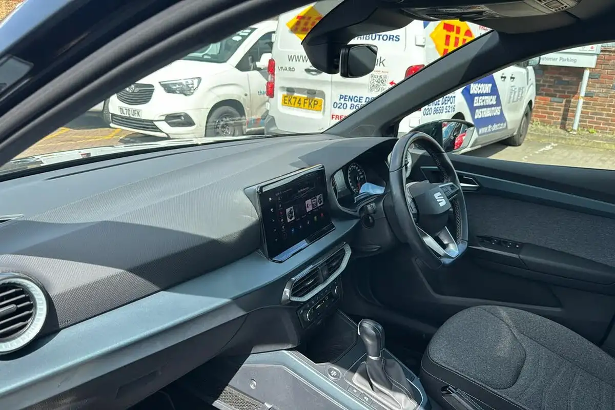 2022-seat-arona-10-tsi-xperience-dsg-big-2