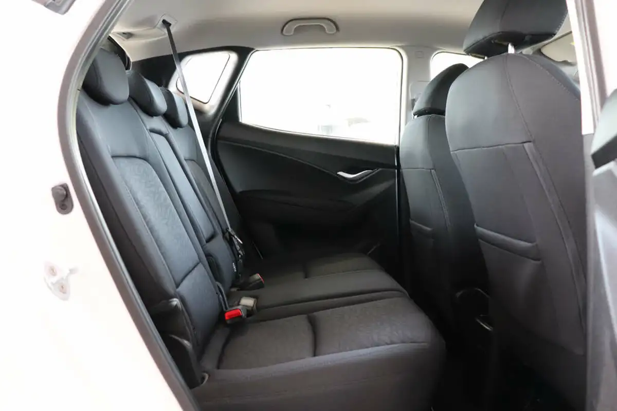 2017-hyundai-ix20-16-se-nav-big-23