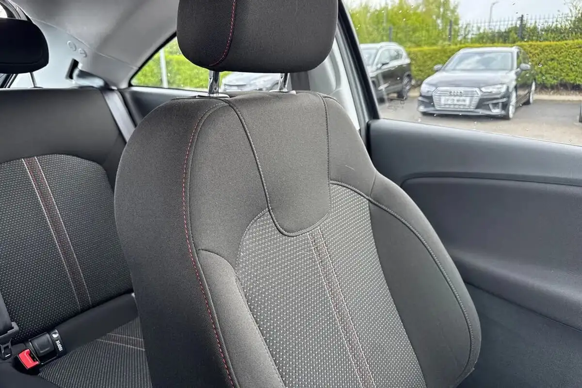 2017-vauxhall-corsa-14i-sri-75ps-ecoflex-3d-big-51