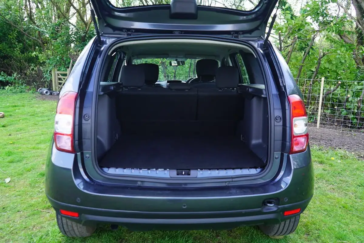 2017-dacia-duster-15dci-ambiance-110bhp-4x4-ss-station-wagon-5d-big-17