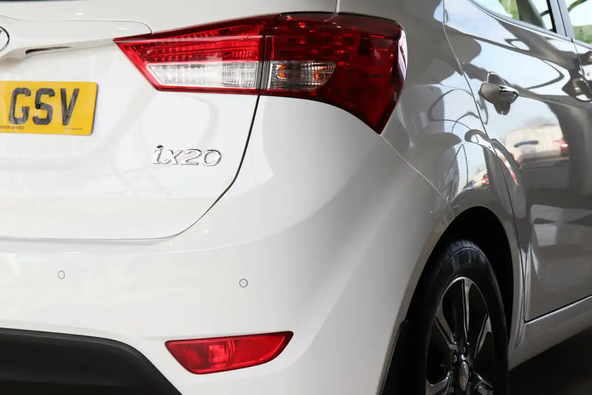 2017-hyundai-ix20-16-se-nav-big-71