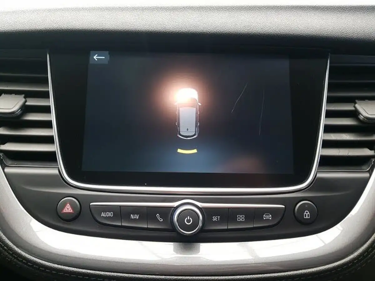 2019-vauxhall-grandland-x-12-elite-nav-big-11