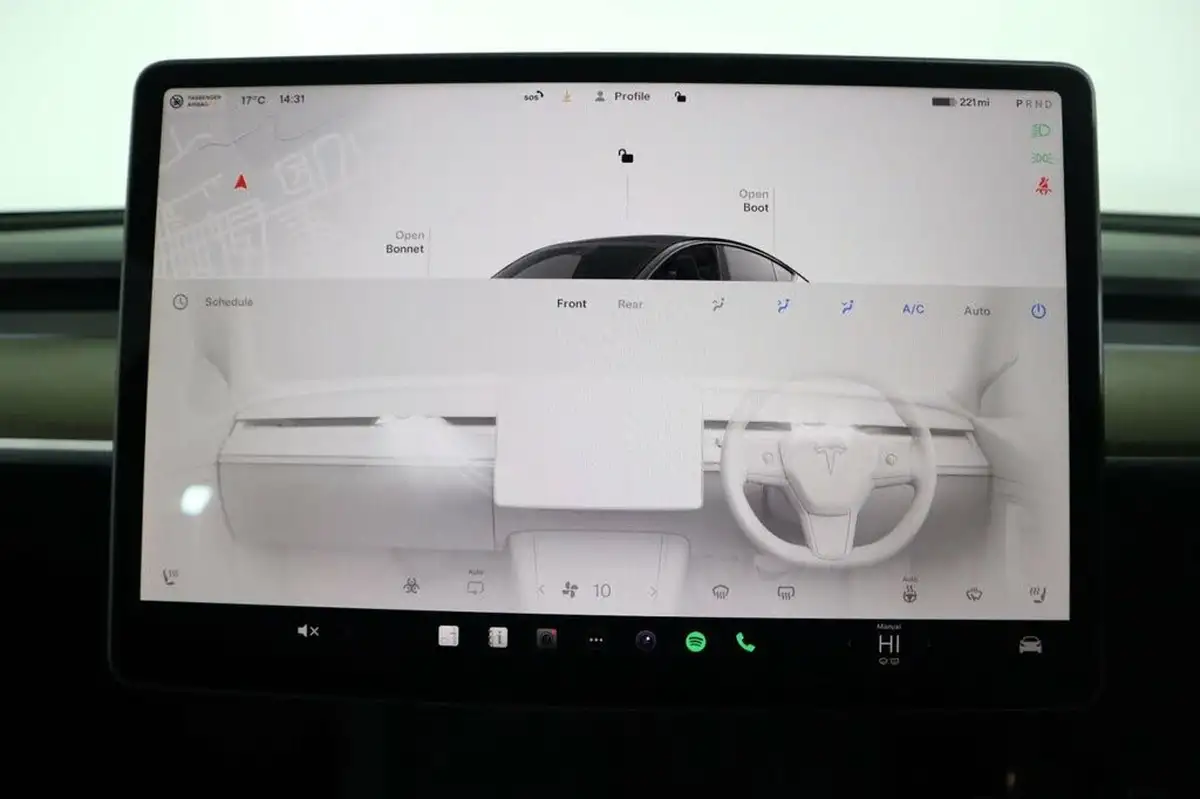 2023-tesla-model-y-e-performance-big-24