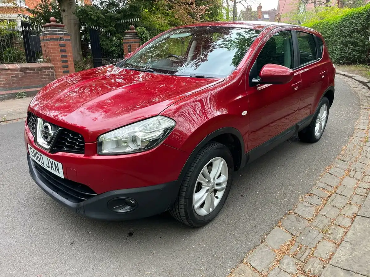 2011-nissan-qashqai-15td-acenta-big-7