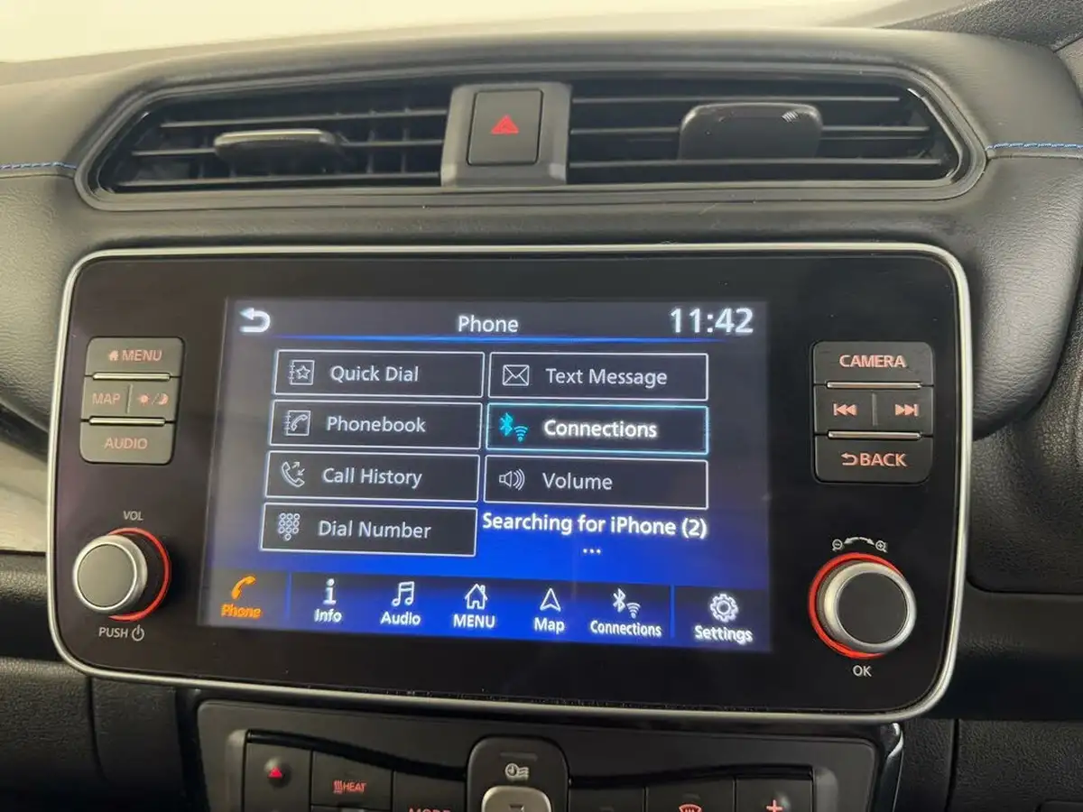 2023-nissan-leaf-e-tekna-39kwh-big-39