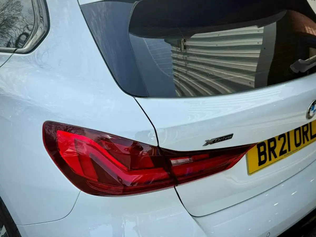 2021-bmw-1-series-20-m135i-xdrive-big-16
