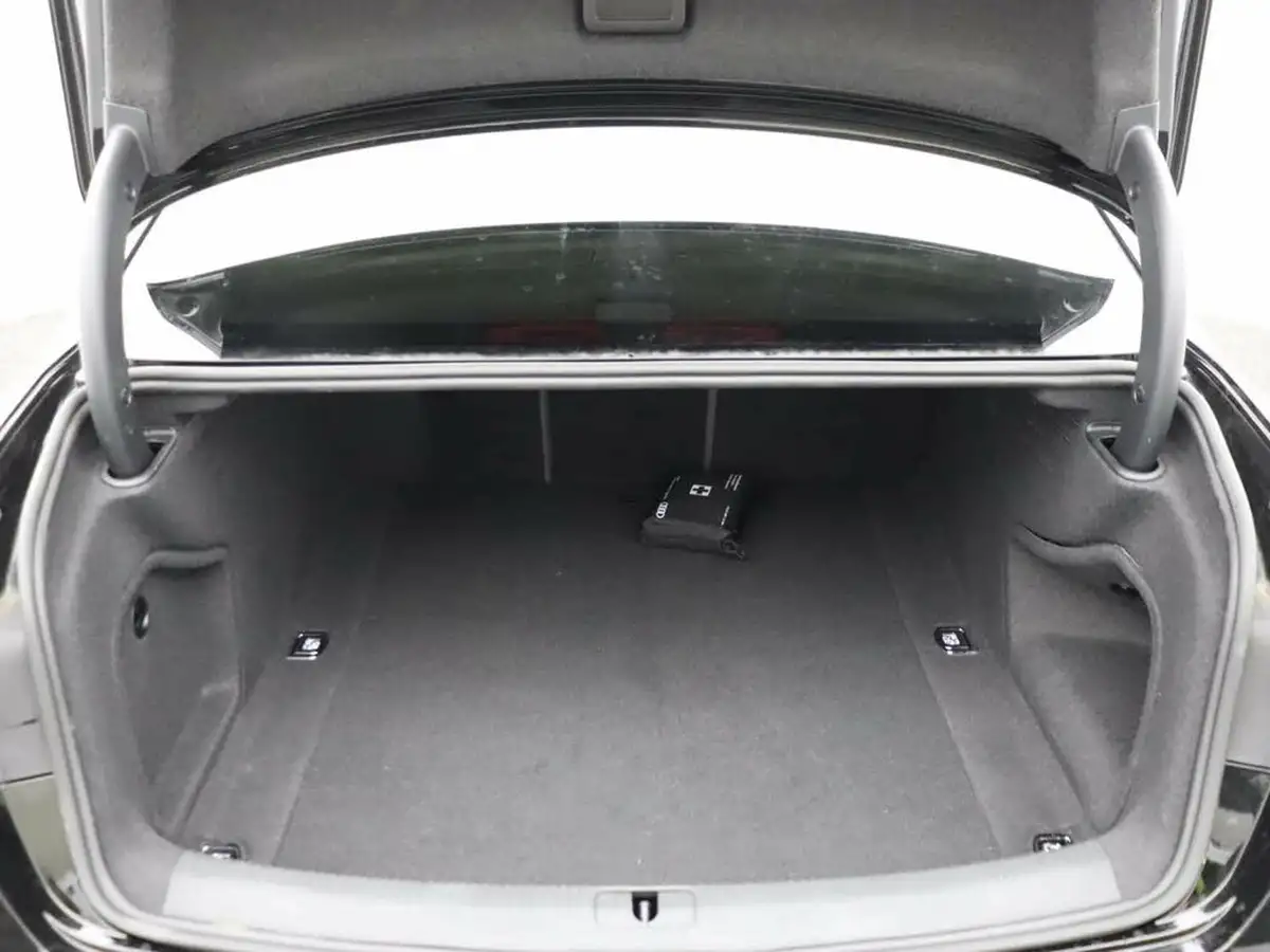 2023-audi-a4-20-40-tfsi-black-edition-big-9