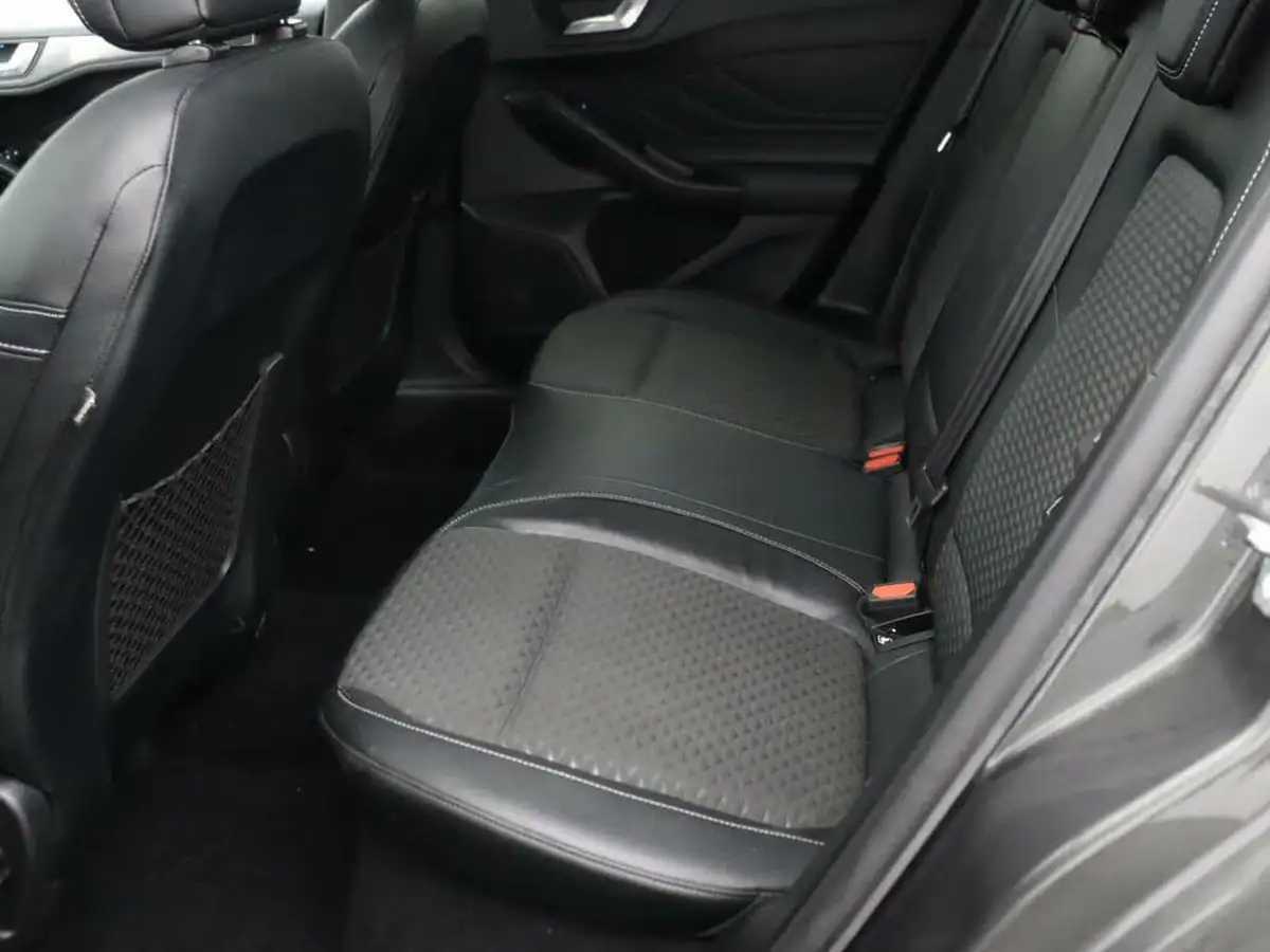 2021-ford-focus-10t-titanium-x-edition-155ps-hybrid-mhev-hatchback-big-9