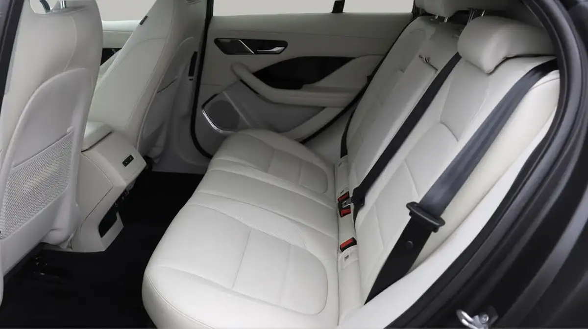 2021-jaguar-i-pace-ev400-hse-big-16