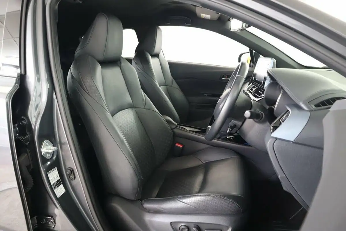 2021-toyota-c-hr-20-vvt-i-design-big-11