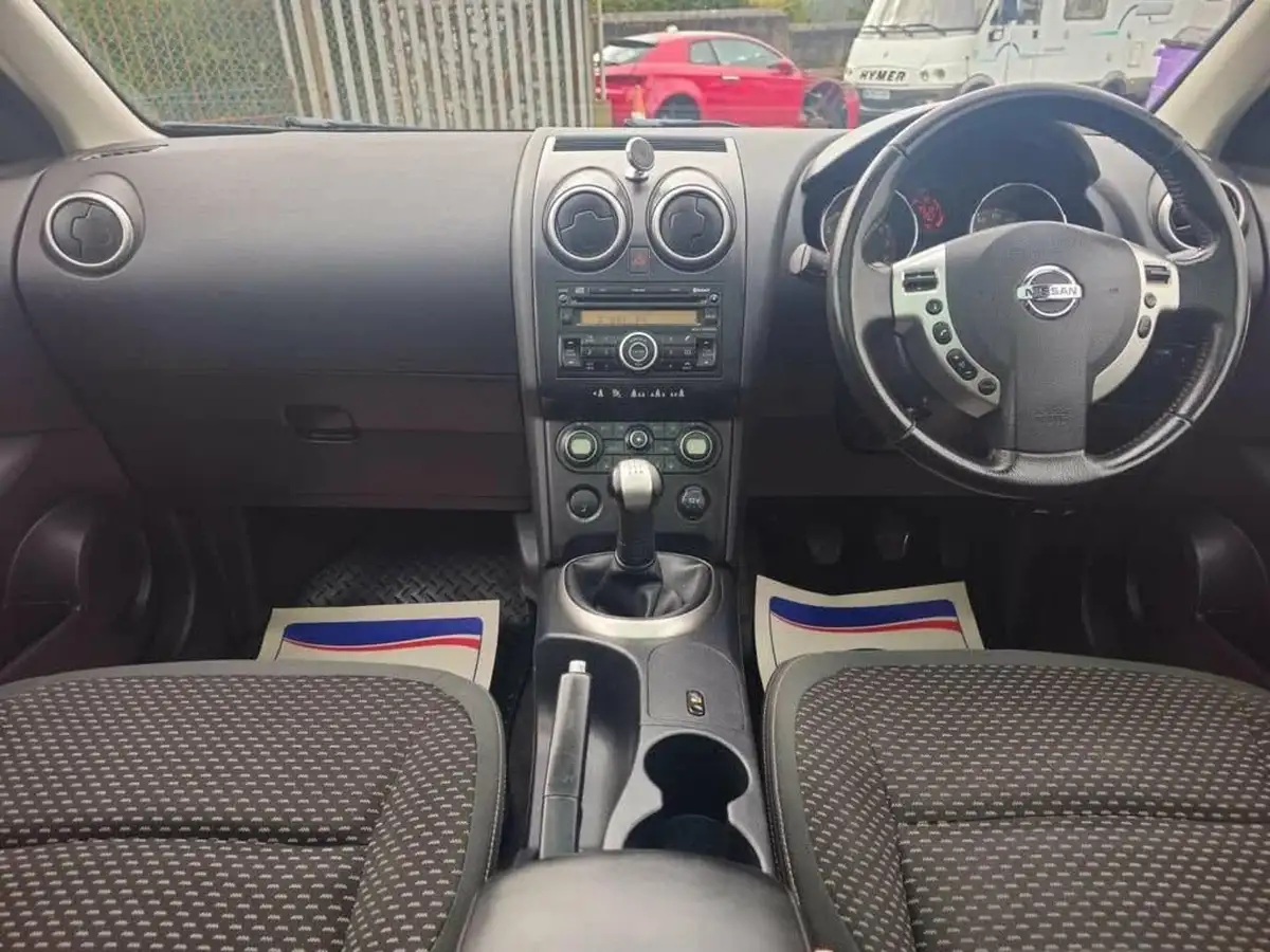 2009-nissan-qashqai2-16-acenta-big-17