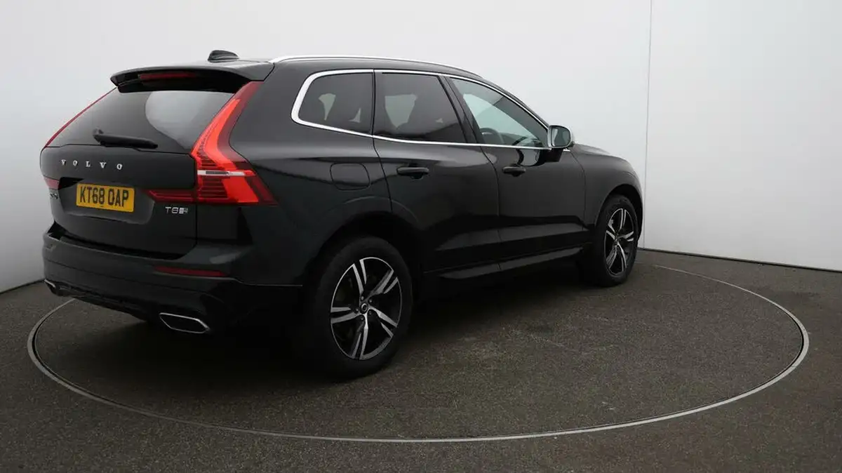 2019-volvo-xc60-20-t8-r-design-ss-big-47