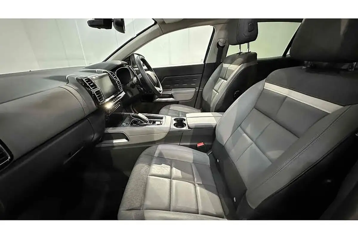2019-citroen-c5-aircross-16-puretech-flair-plus-big-18