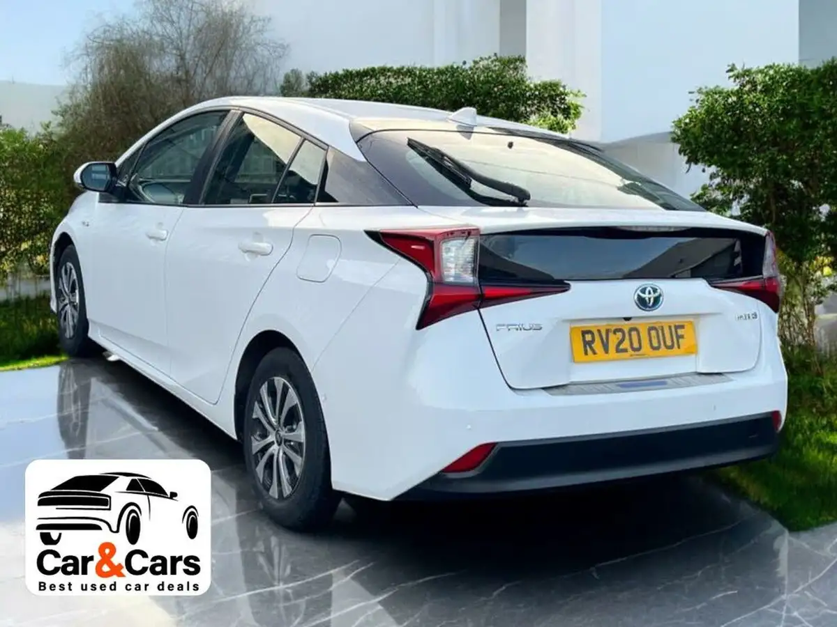 2020-toyota-prius-18-vvt-i-business-edition-plus-cvt-big-2