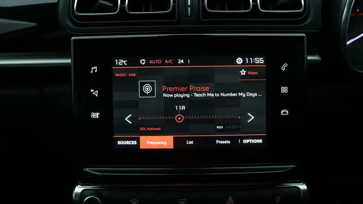 2018-citroen-c3-12-puretech-flair-82ps-big-10
