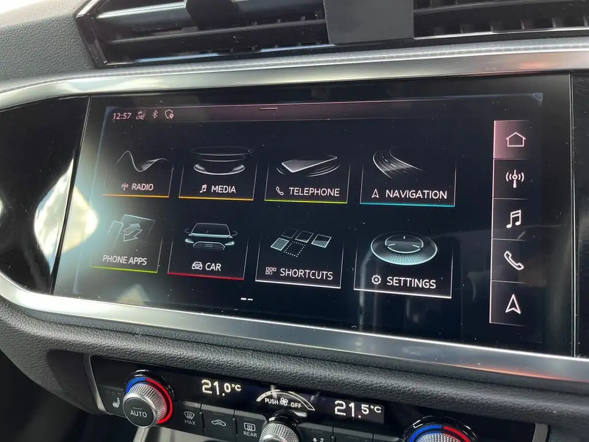 2019-audi-q3-20-40-tfsi-s-line-big-35
