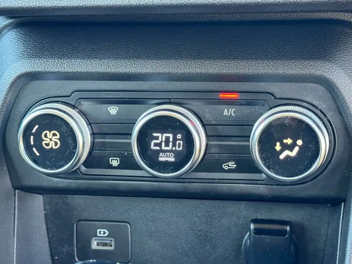 2021-dacia-sandero-stepway-10-tce-prestige-90bhp-auto-big-18