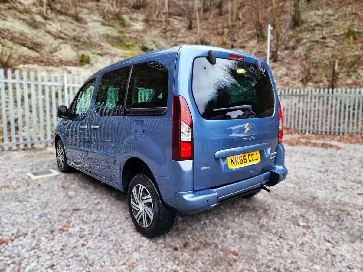 2016-citroen-berlingo-16bluehdi-multispace-feel-edition-102ps-ss-etg6-big-12