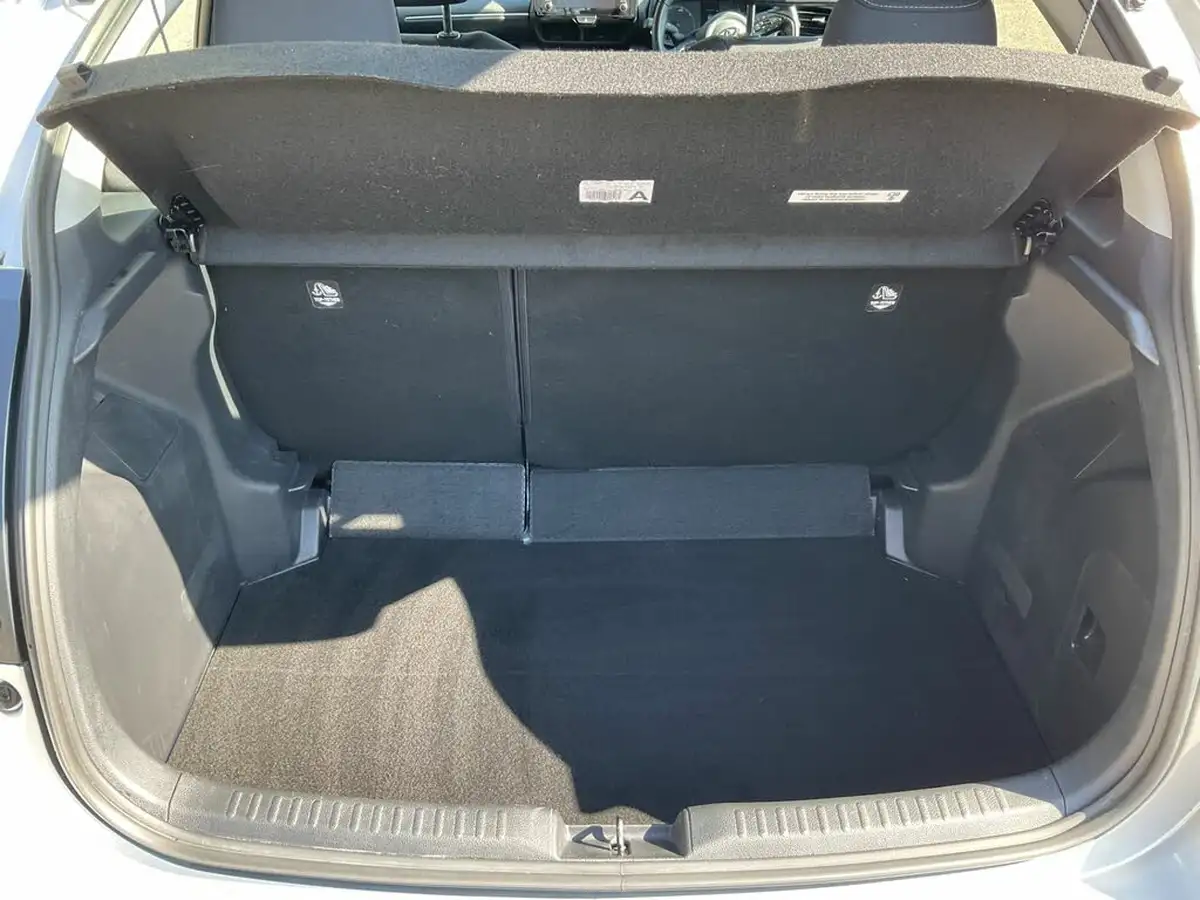 2022-toyota-yaris-15-vvt-i-icon-big-13
