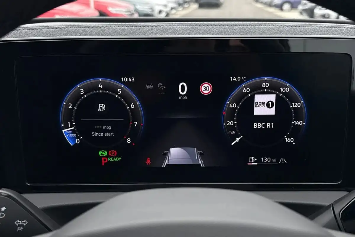 2024-volkswagen-tiguan-15-etsi-r-line-big-32
