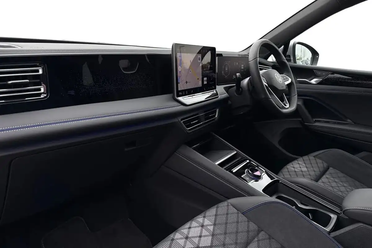 2024-volkswagen-tiguan-15-etsi-r-line-big-8