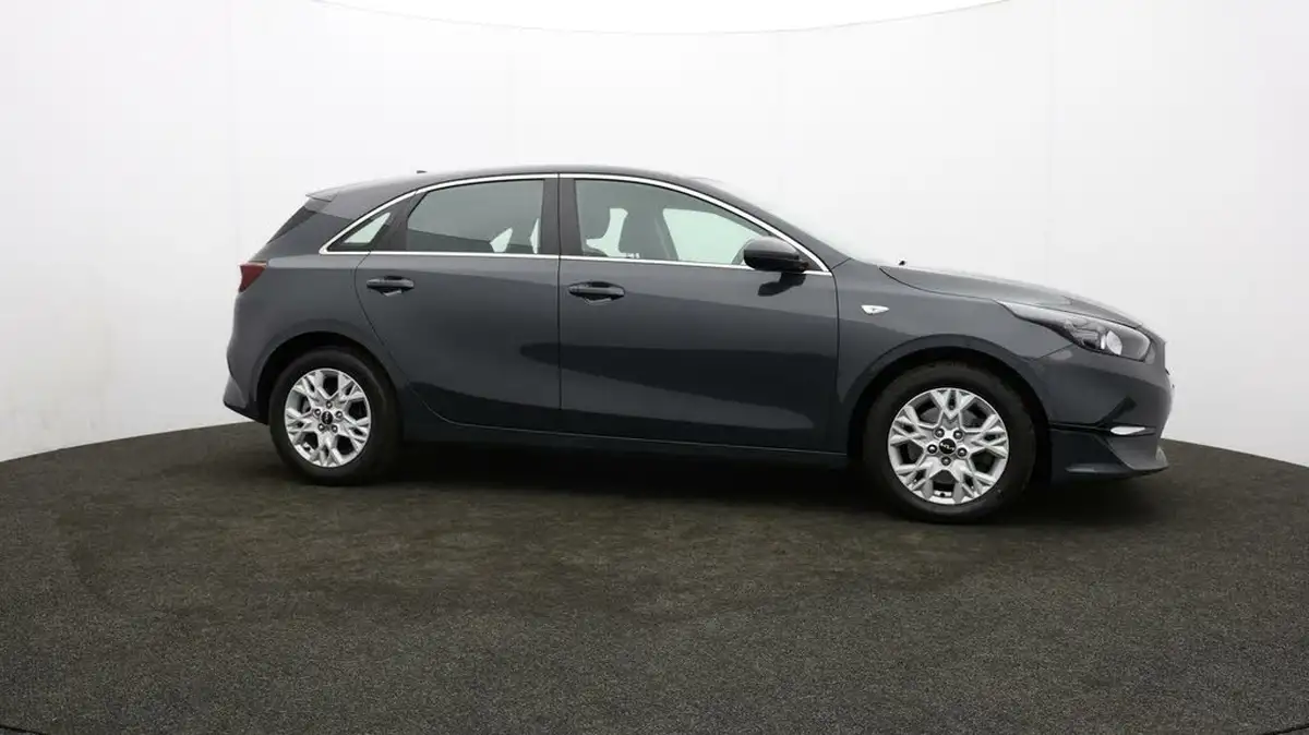 2021-kia-ceed-10-t-gdi-2-hatchback-big-34
