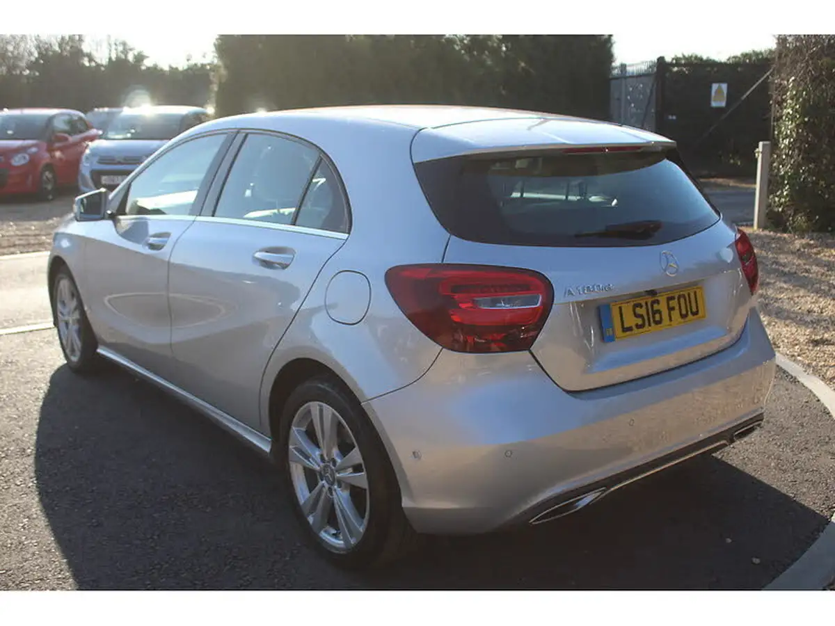 2016-mercedes-benz-a-class-15d-a180d-sport-executivess-big-5