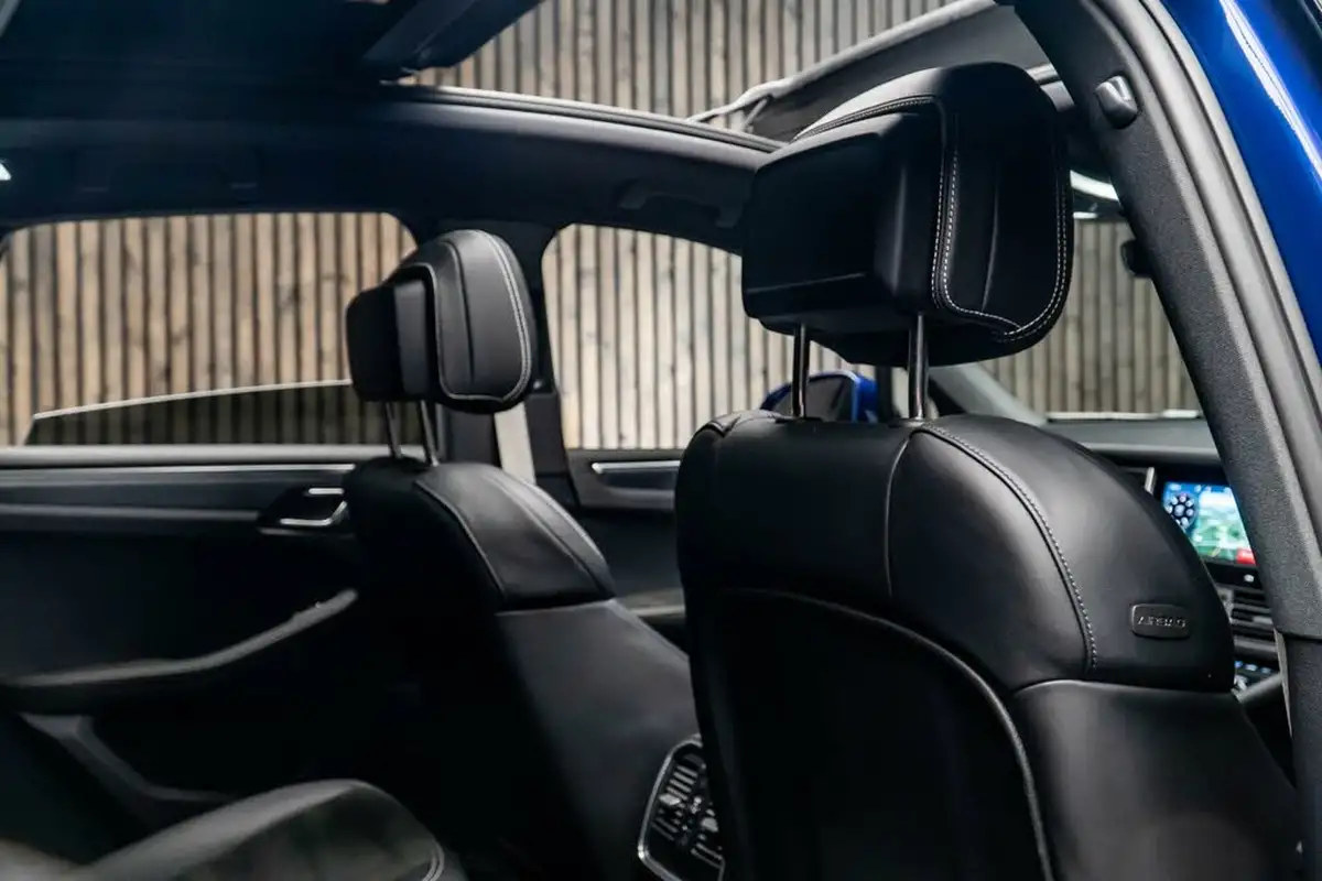 2022-porsche-macan-29-v6-gts-big-38