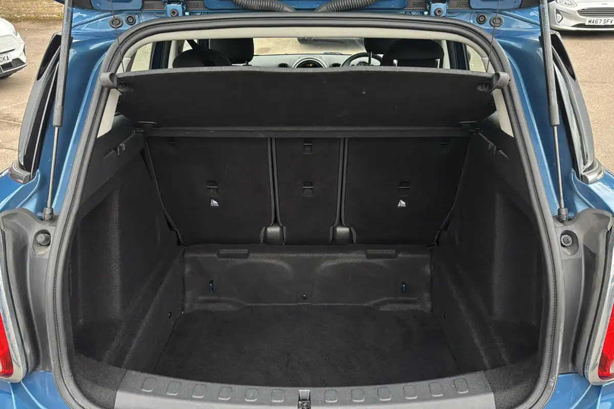 2017-mini-countryman-15-cooper-ss-auto-big-17