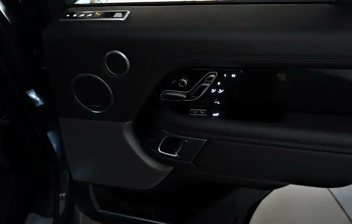 2019-land-rover-range-rover-44-sdv8-autobiography-lwb-big-54